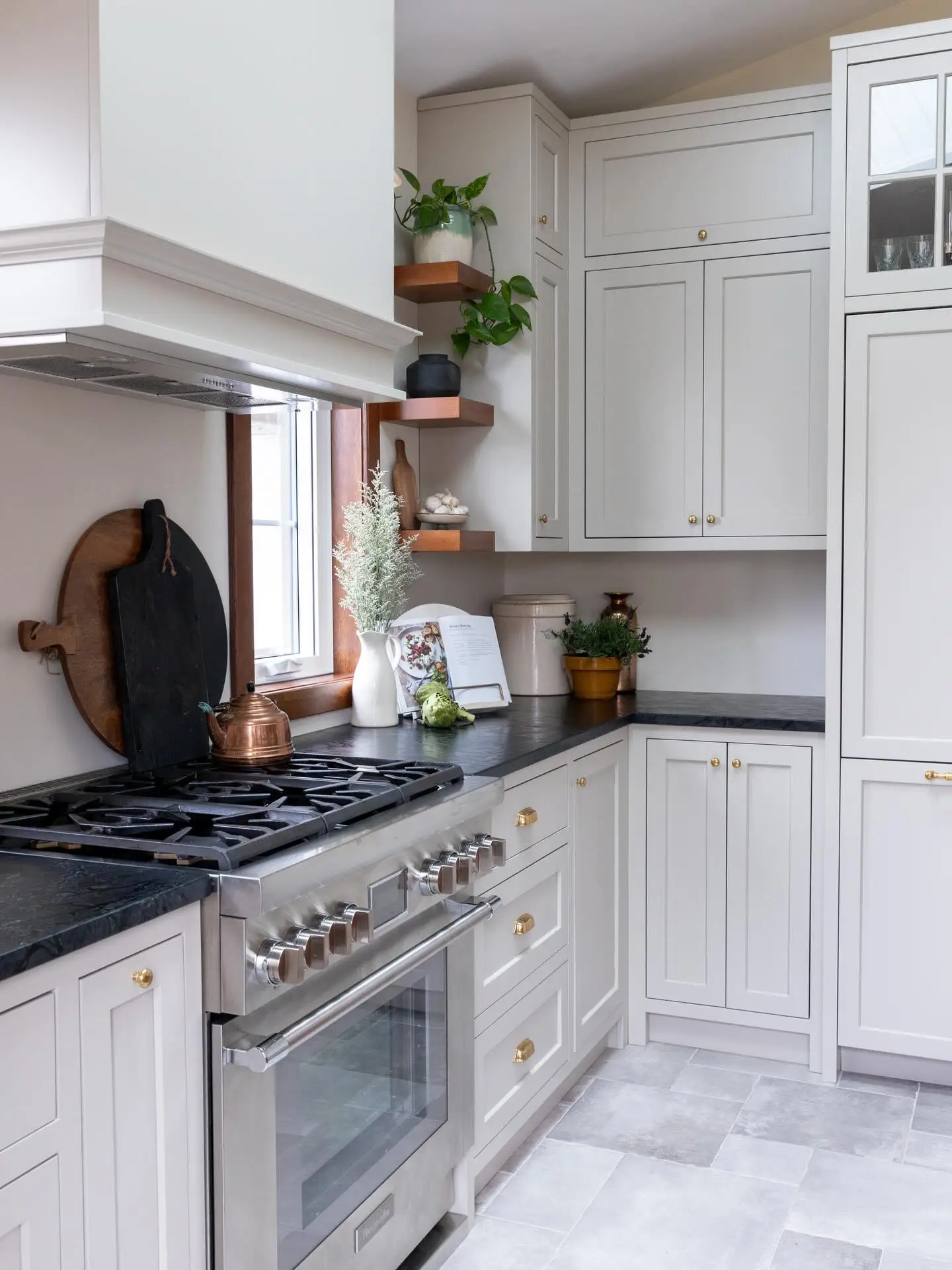 Modern Kitchen - Image 2