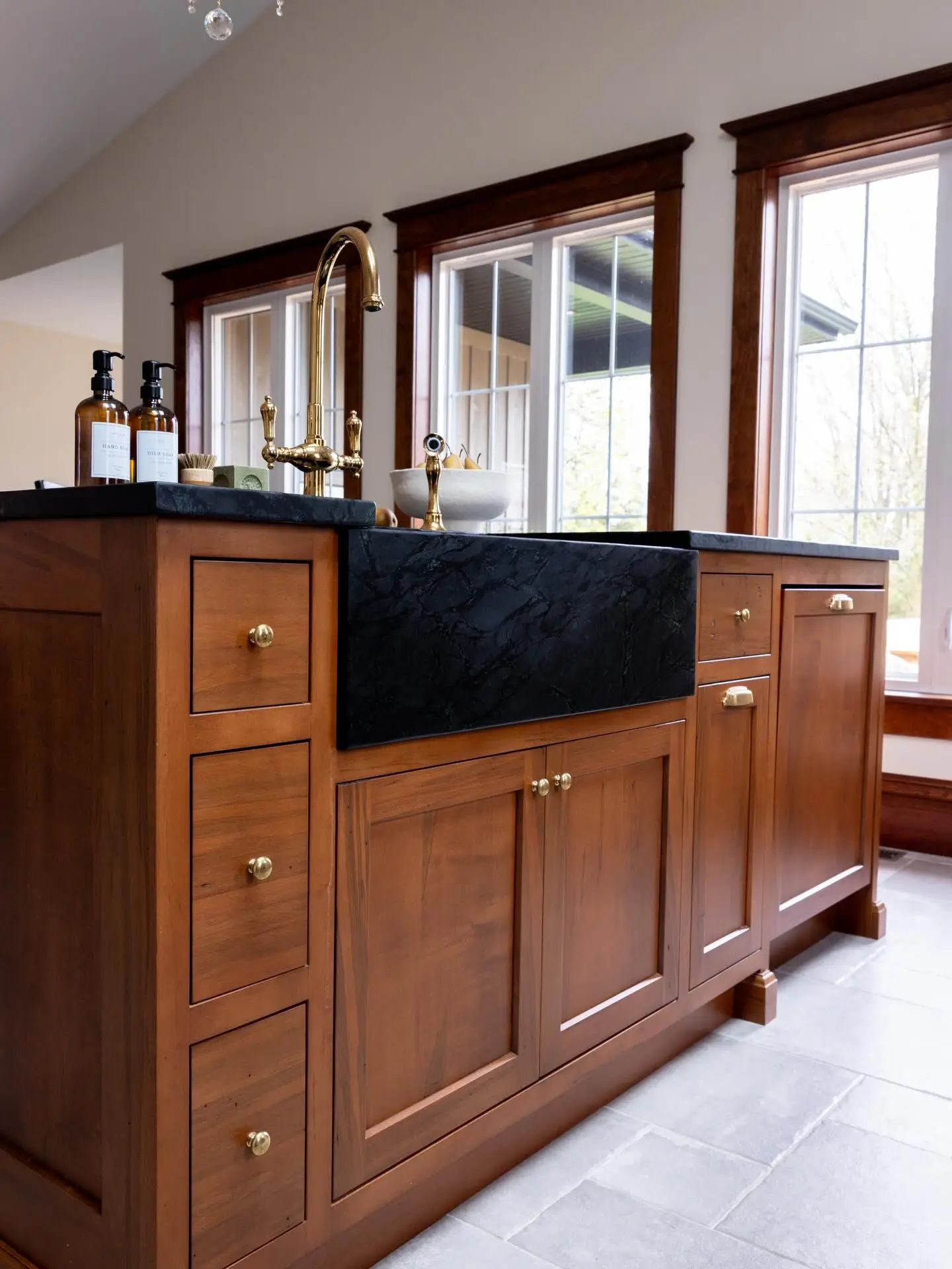 Modern Kitchen - Image 3