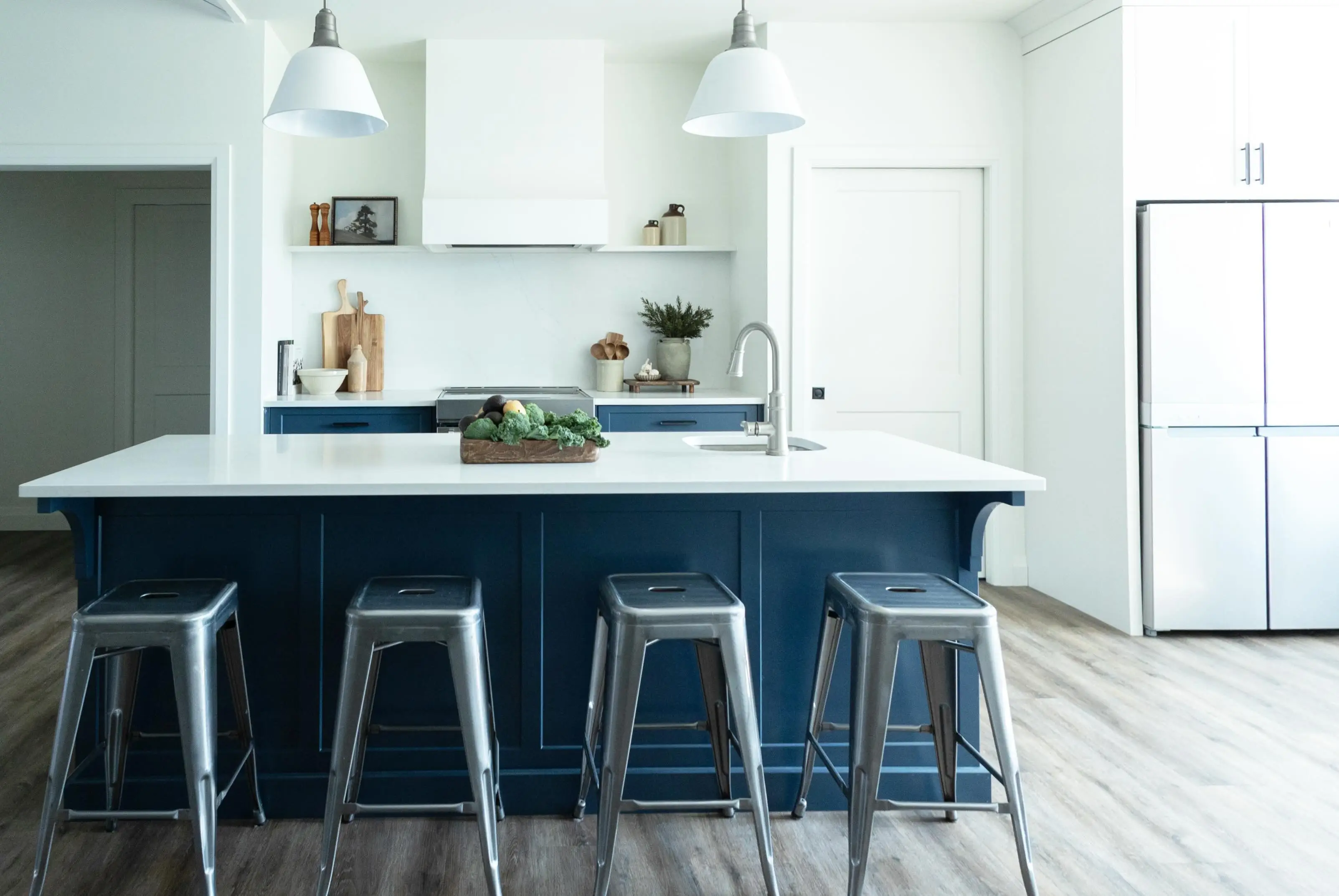 Transitional Maple Backsplash Kitchen - Image 4