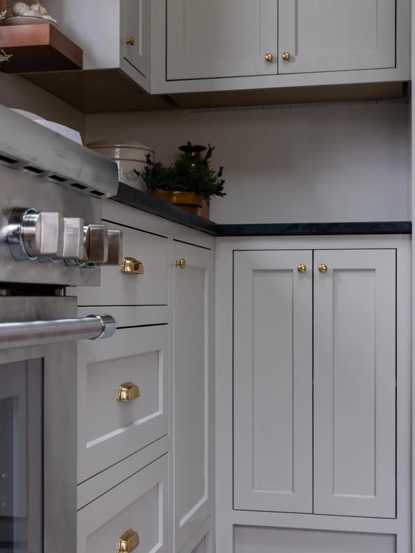 Modern Kitchen - Image 5