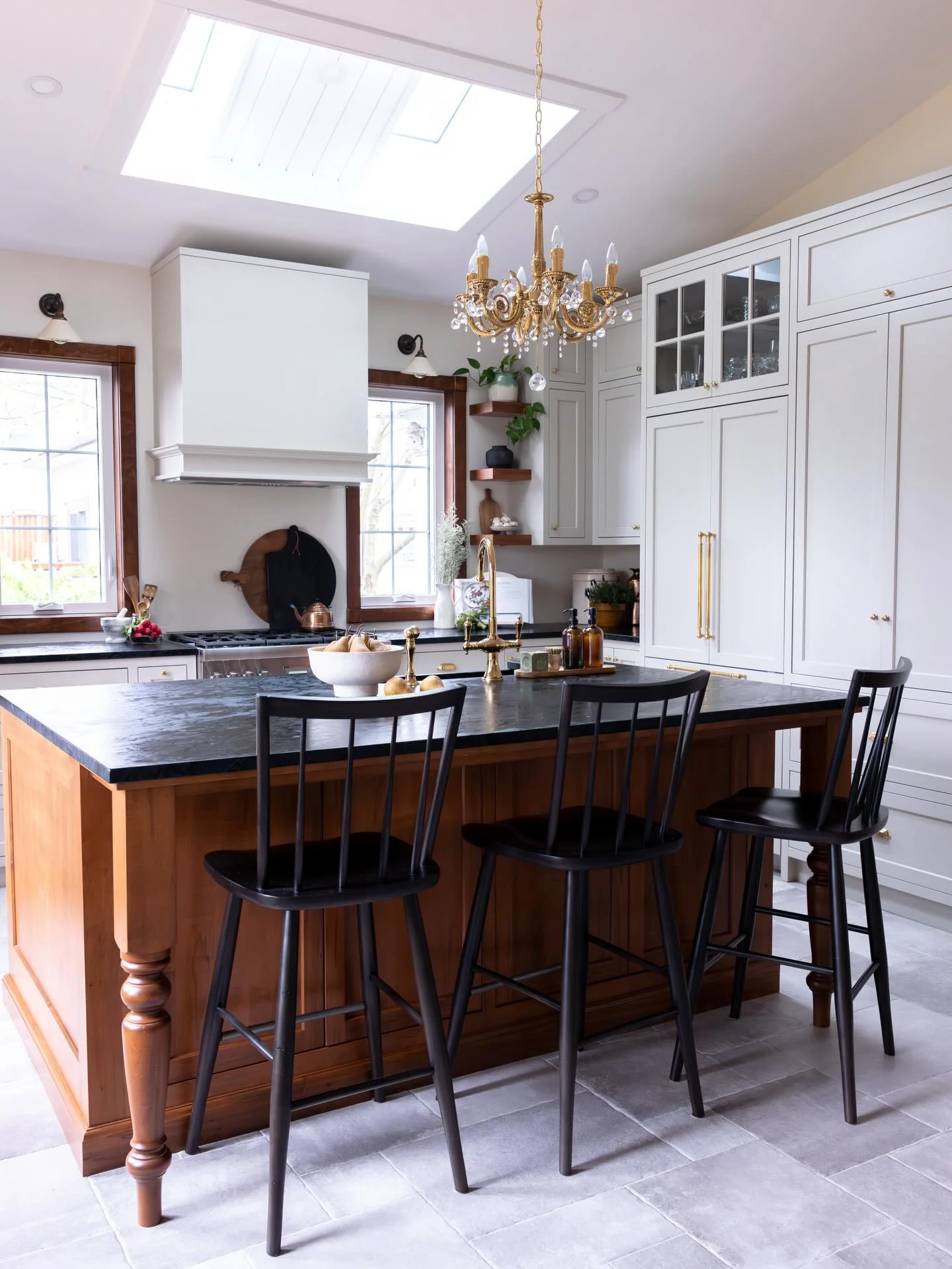 Modern Kitchen - Image 8