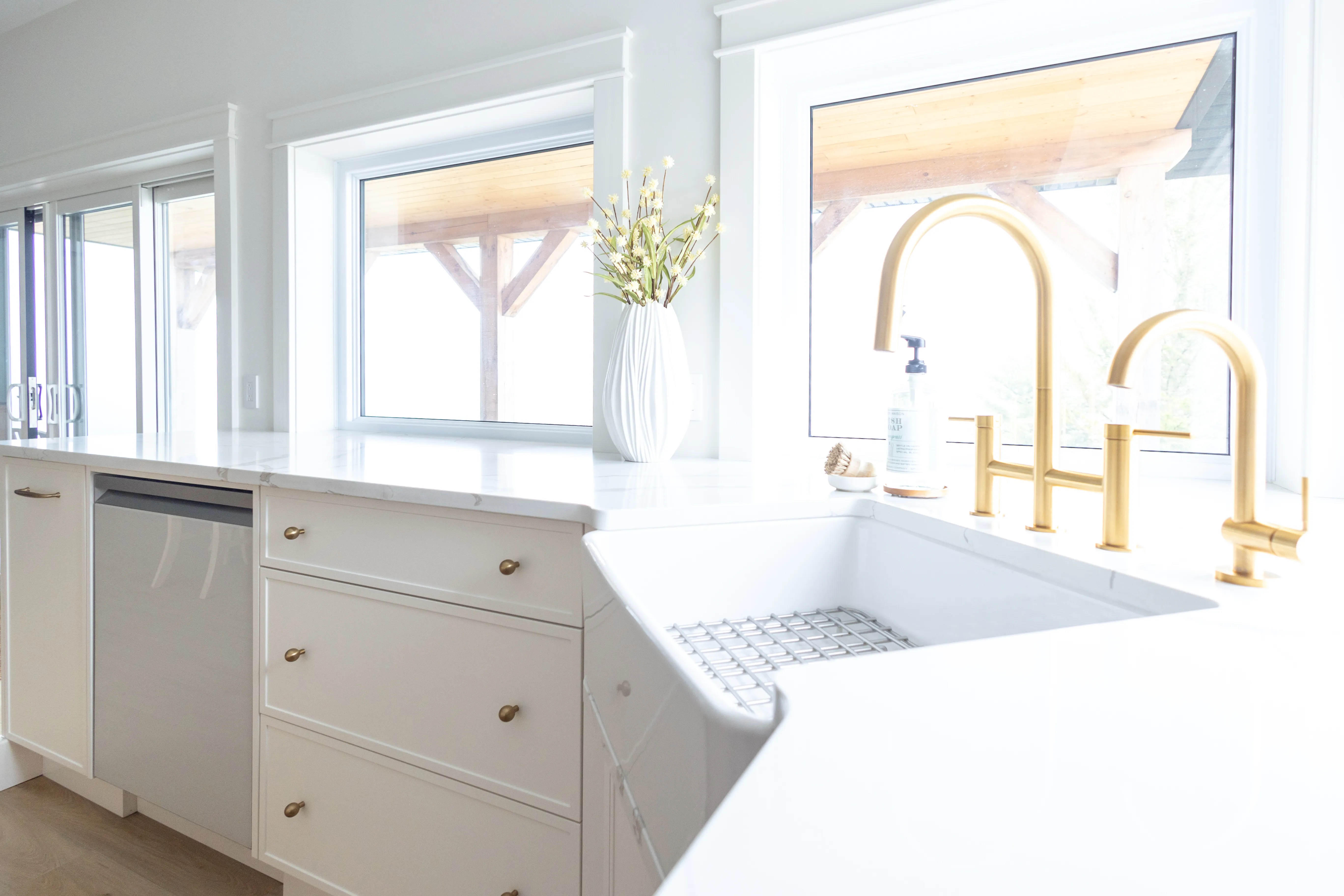 Feagan Residence - Kitchen - Image 9