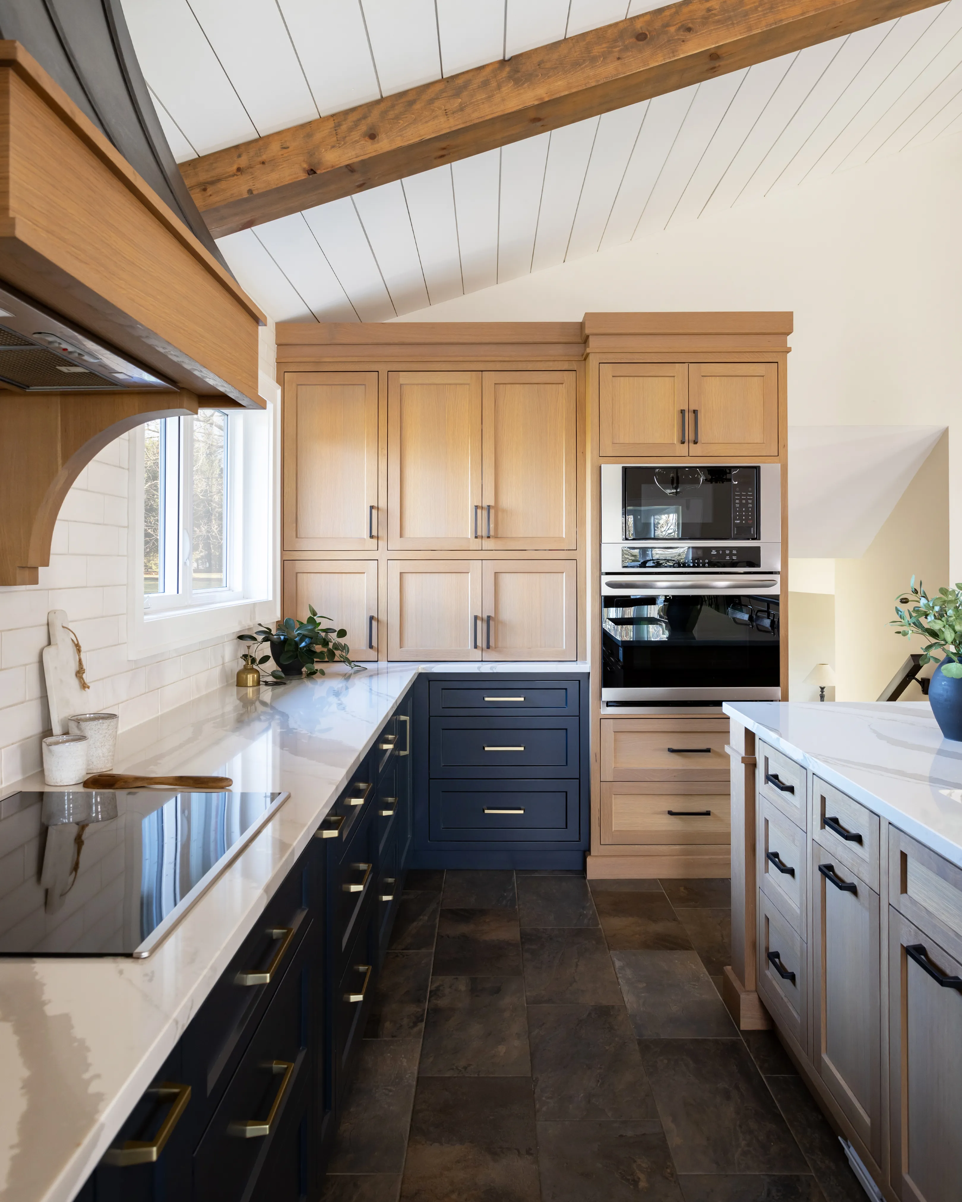 Britton Residence - Kitchen & Dining - Image 10