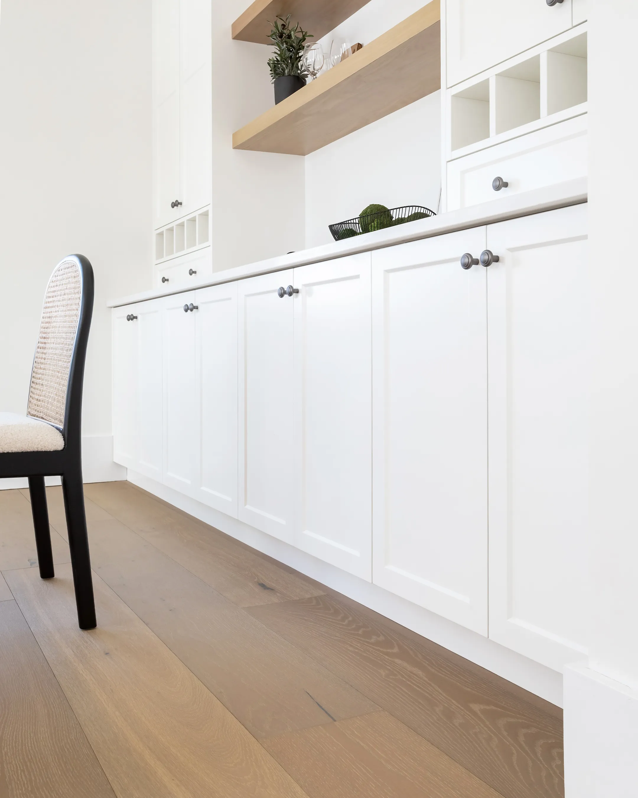 Fireplaces & Wall Units - Image 22