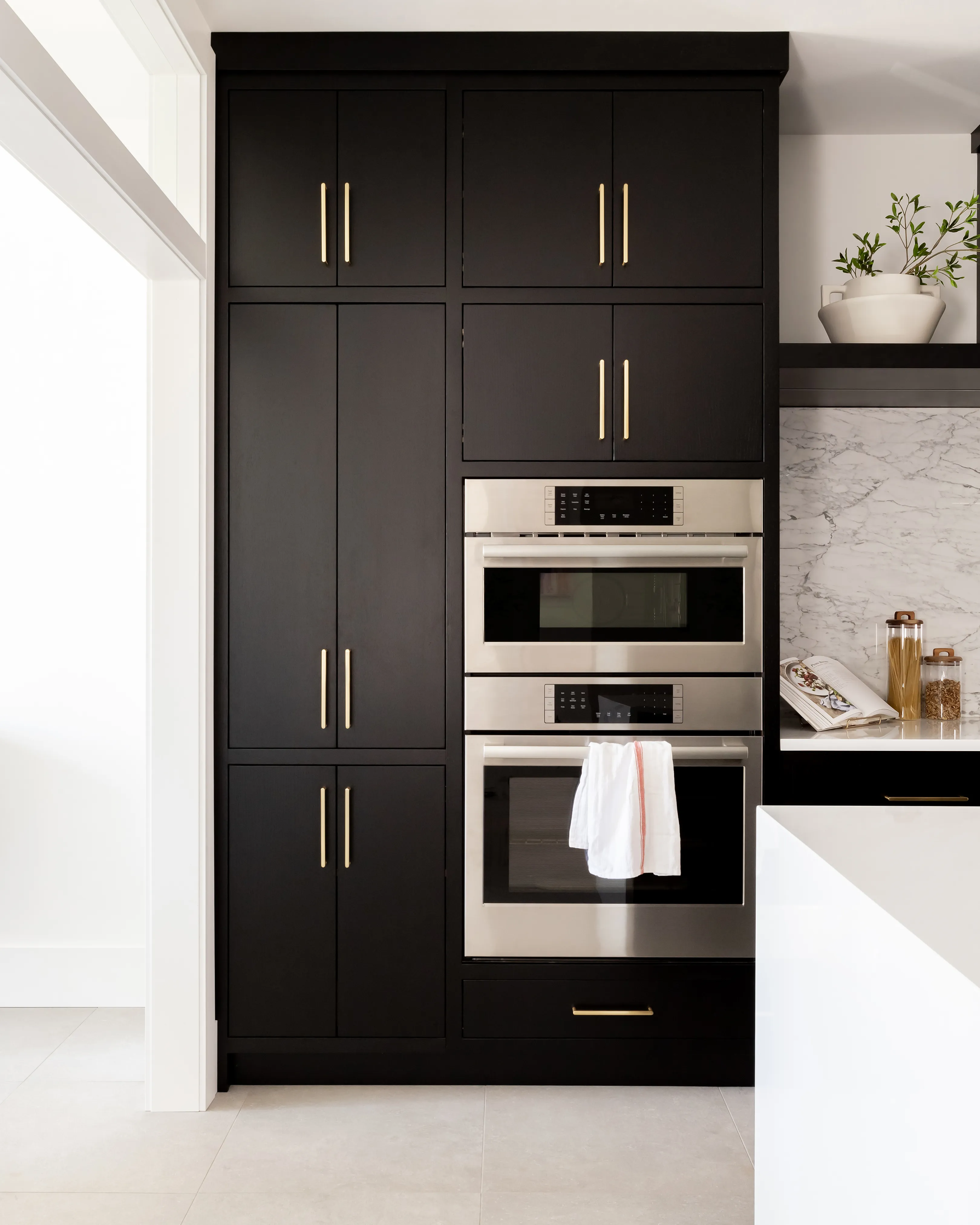 Rauket Residence - Kitchen - Image 16