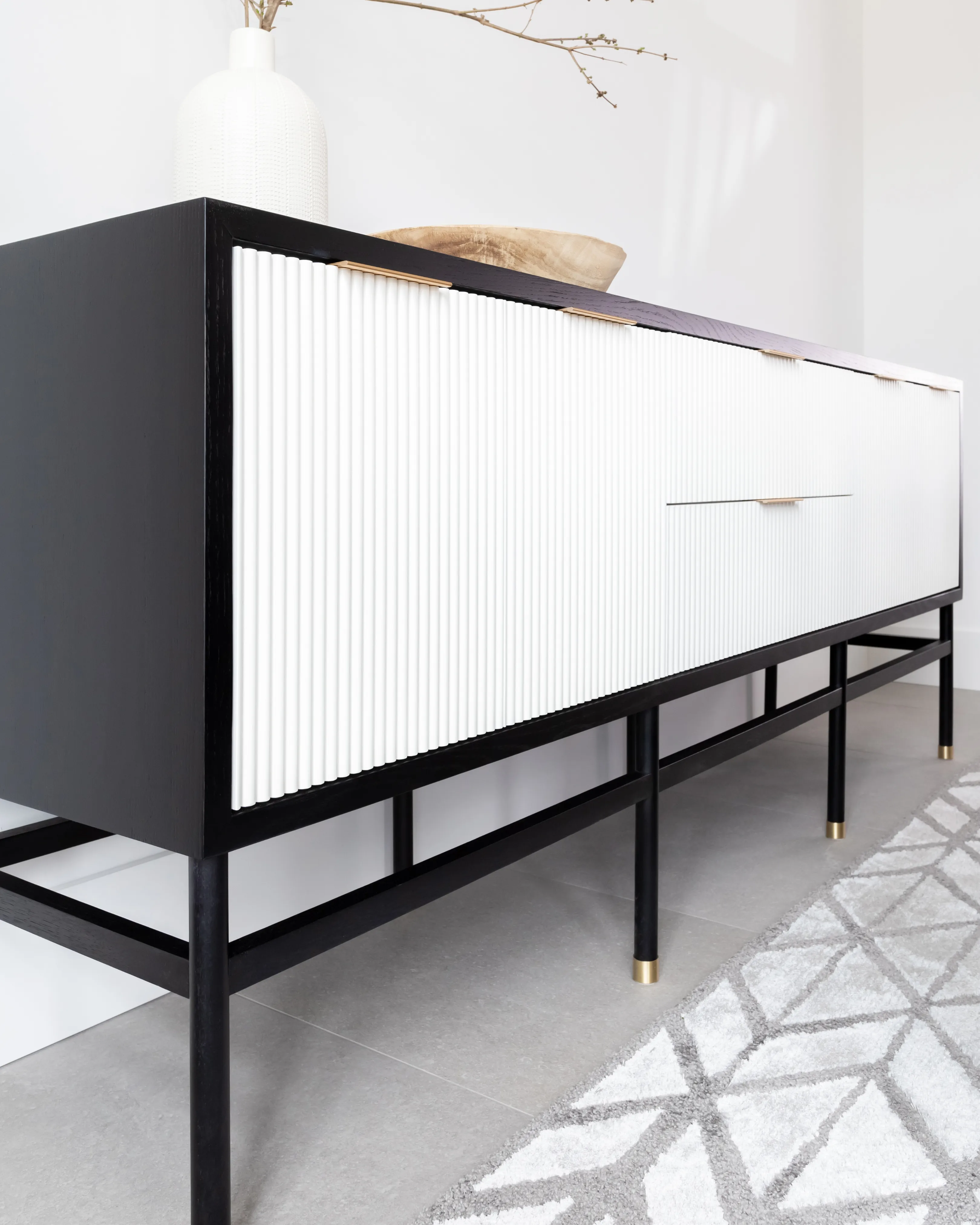 Rauket Residence - Kitchen - Image 29